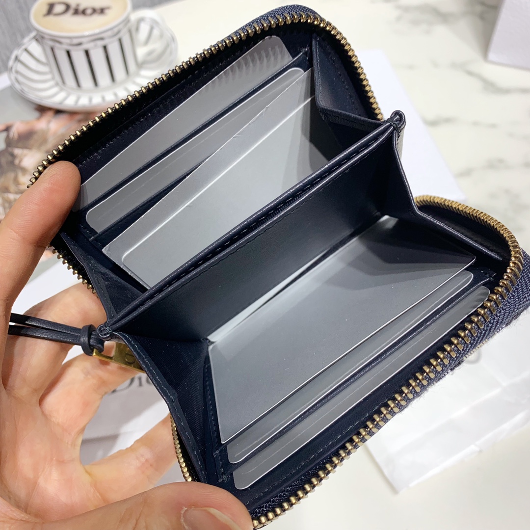 D10r Oblique Wallet