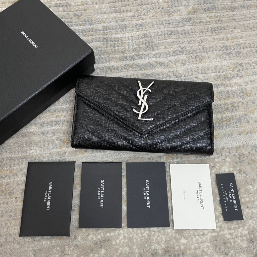 Y51 Calfskin With Silver Buckle Wallet In Black