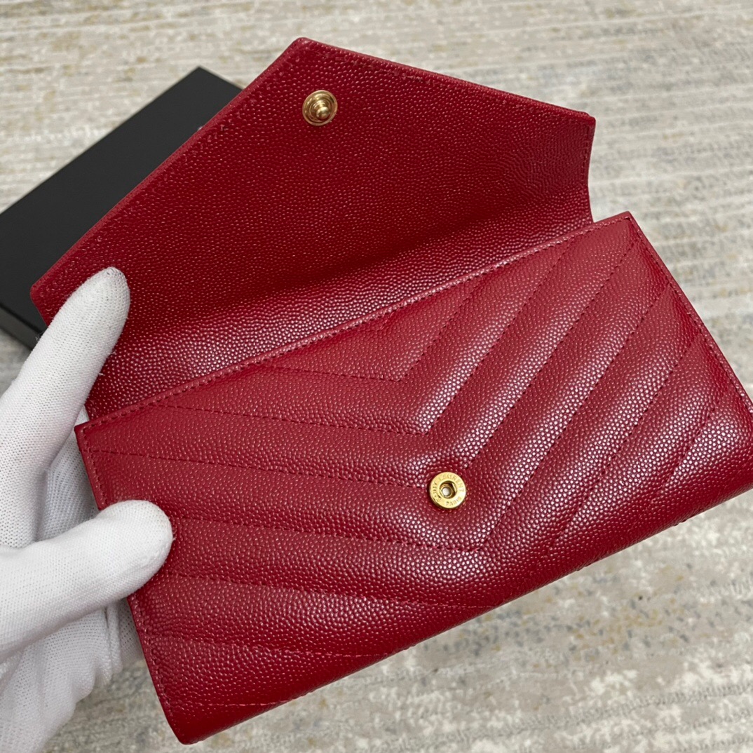 Y51 Calfskin With Gold Buckle Wallet In Red
