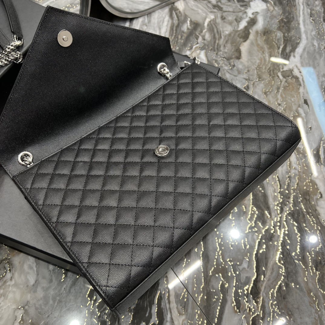 Y51 Envelope Large Bag black silver hardware