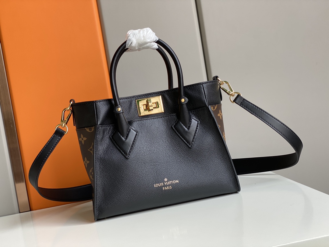 L0vis Vvtt0n On My Side Bag Hand Bag Pm