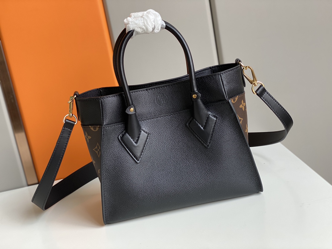 L0vis Vvtt0n On My Side Bag Hand Bag Pm