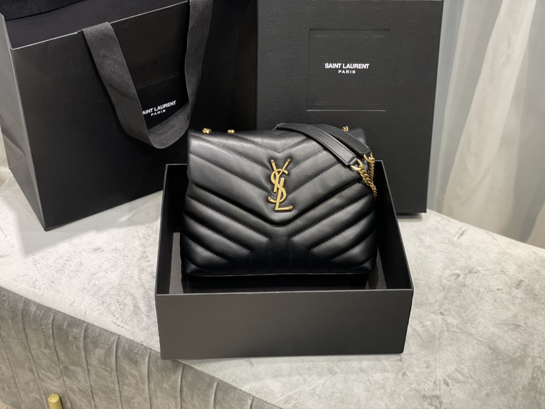 Y51 Loulou Bag Black 23cm 494699
