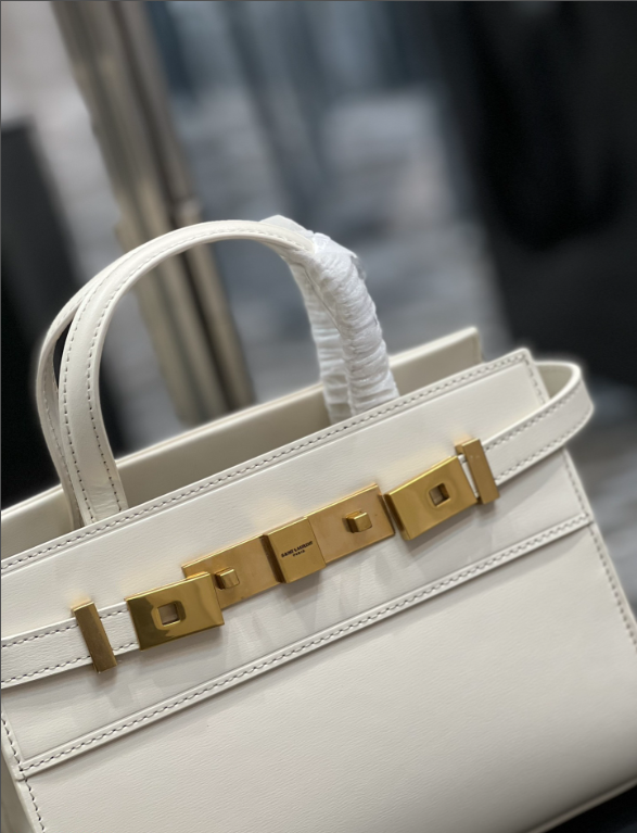 Y51 Sac De Jour Nano Handle Bag White 21CM 593741