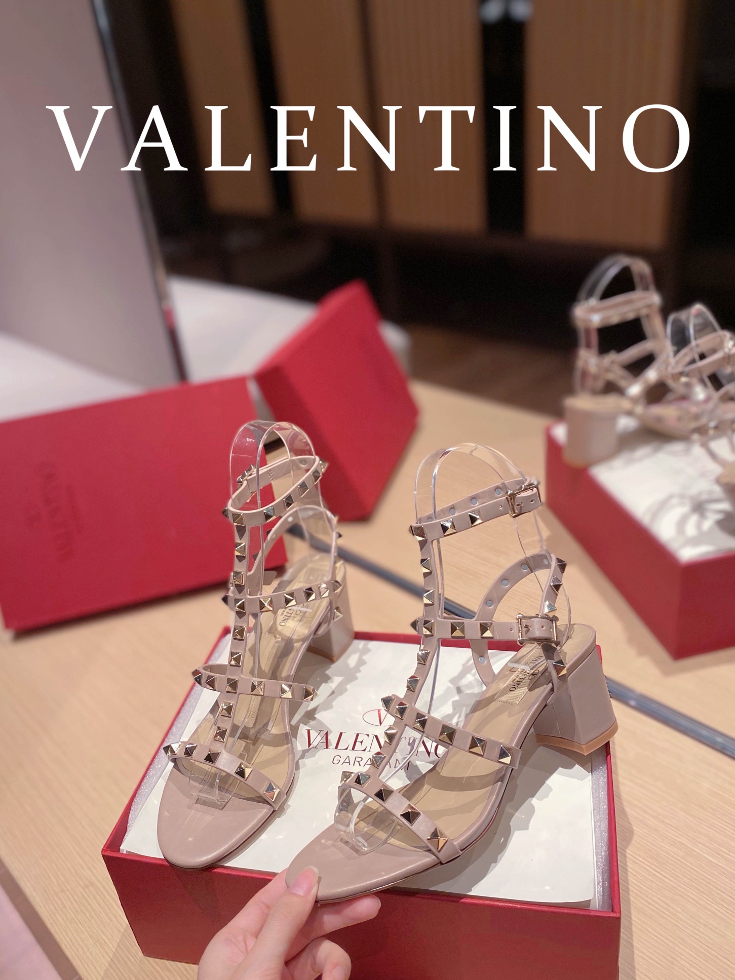 Va1e*ntin0 Chunky Heel Pink 6cm