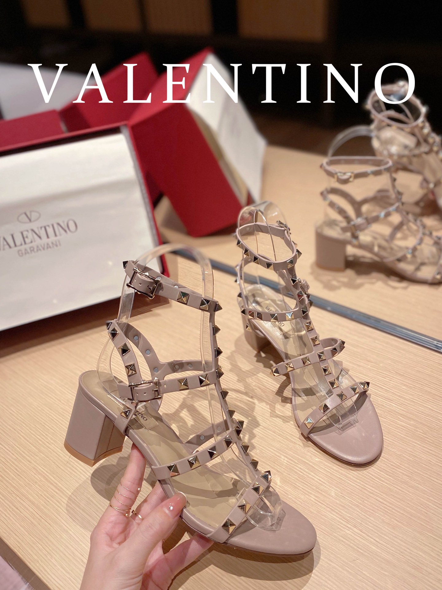 Va1e*ntin0 Chunky Heel Pink 6cm