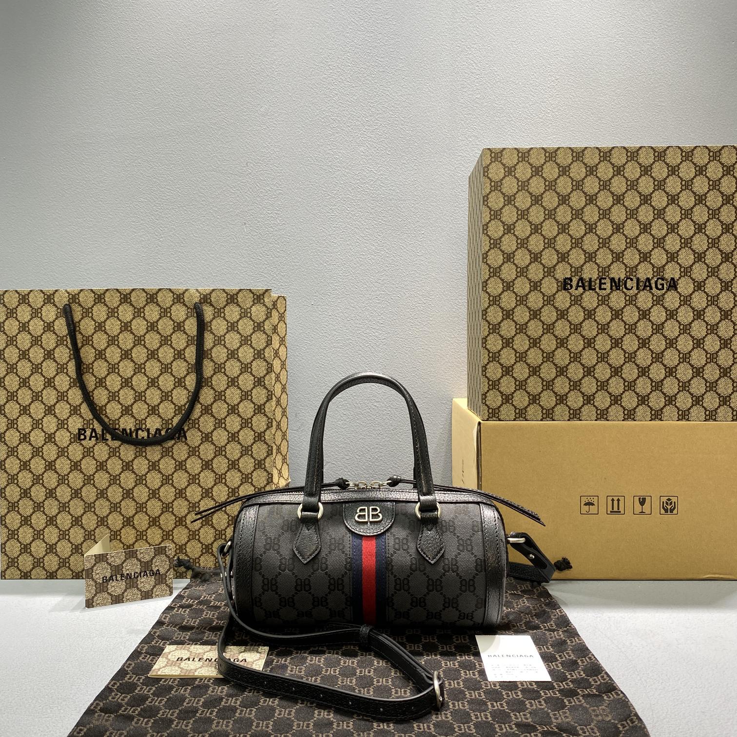 Balenciag & Gvc*1 Canvas and Leather Bag Black 2295