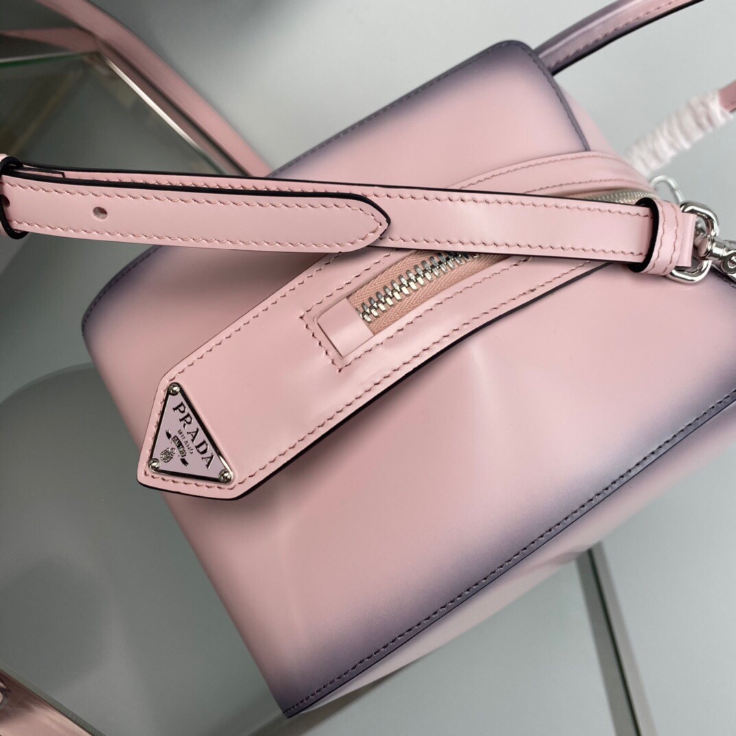 Pra*a Medium S*pernova Handbag Pink 1BA365