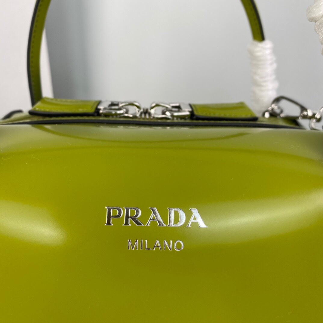 Pra*a Medium S*pernova Handbag Green 1BA365