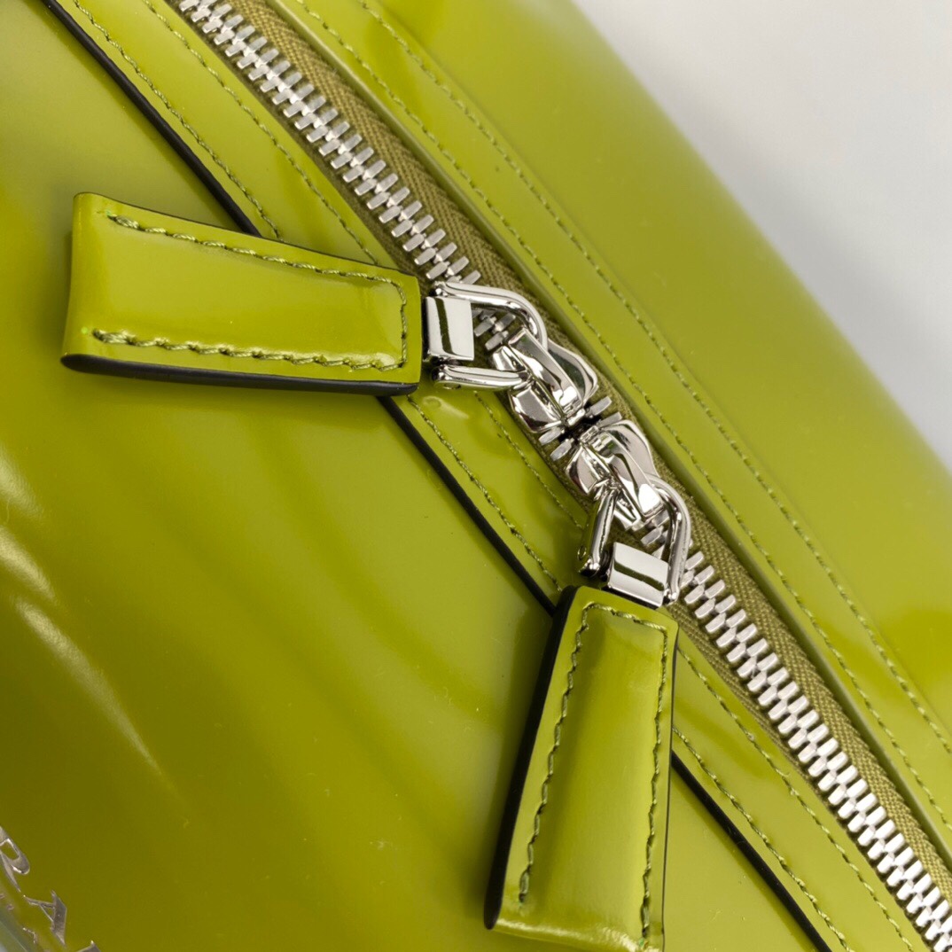 Pra*a Medium S*pernova Handbag Green 1BA365