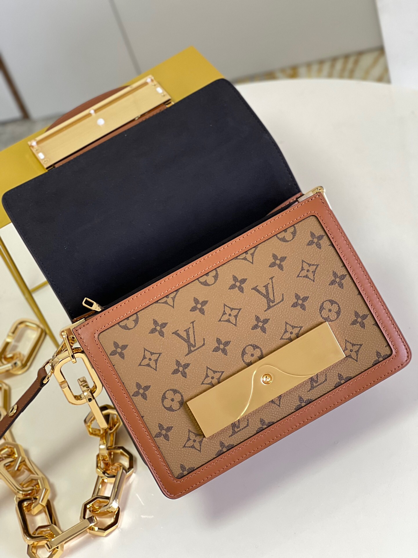 L0vis Vvtt0n Dauphine Bag 25cm M46537