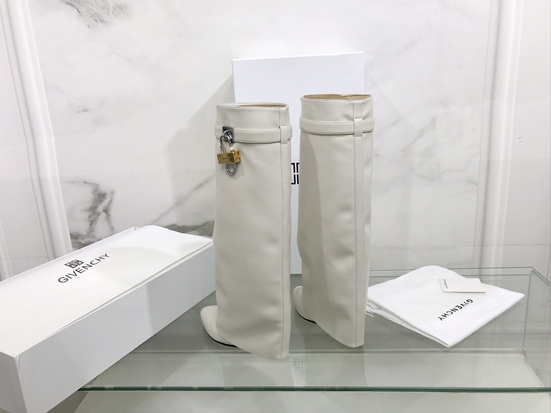 Givenchy Boots White 02
