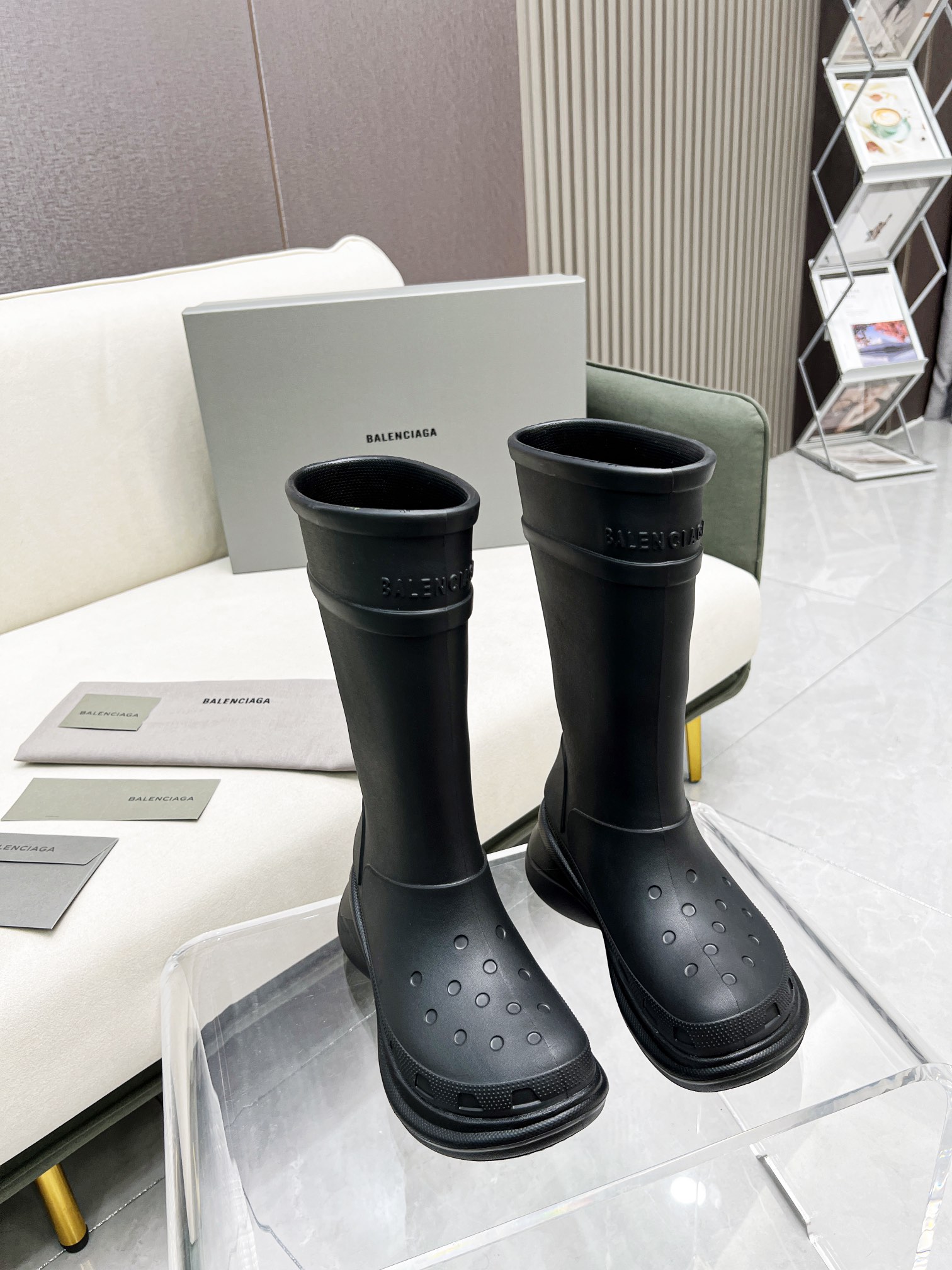 Ba1en*iaga Boots Black