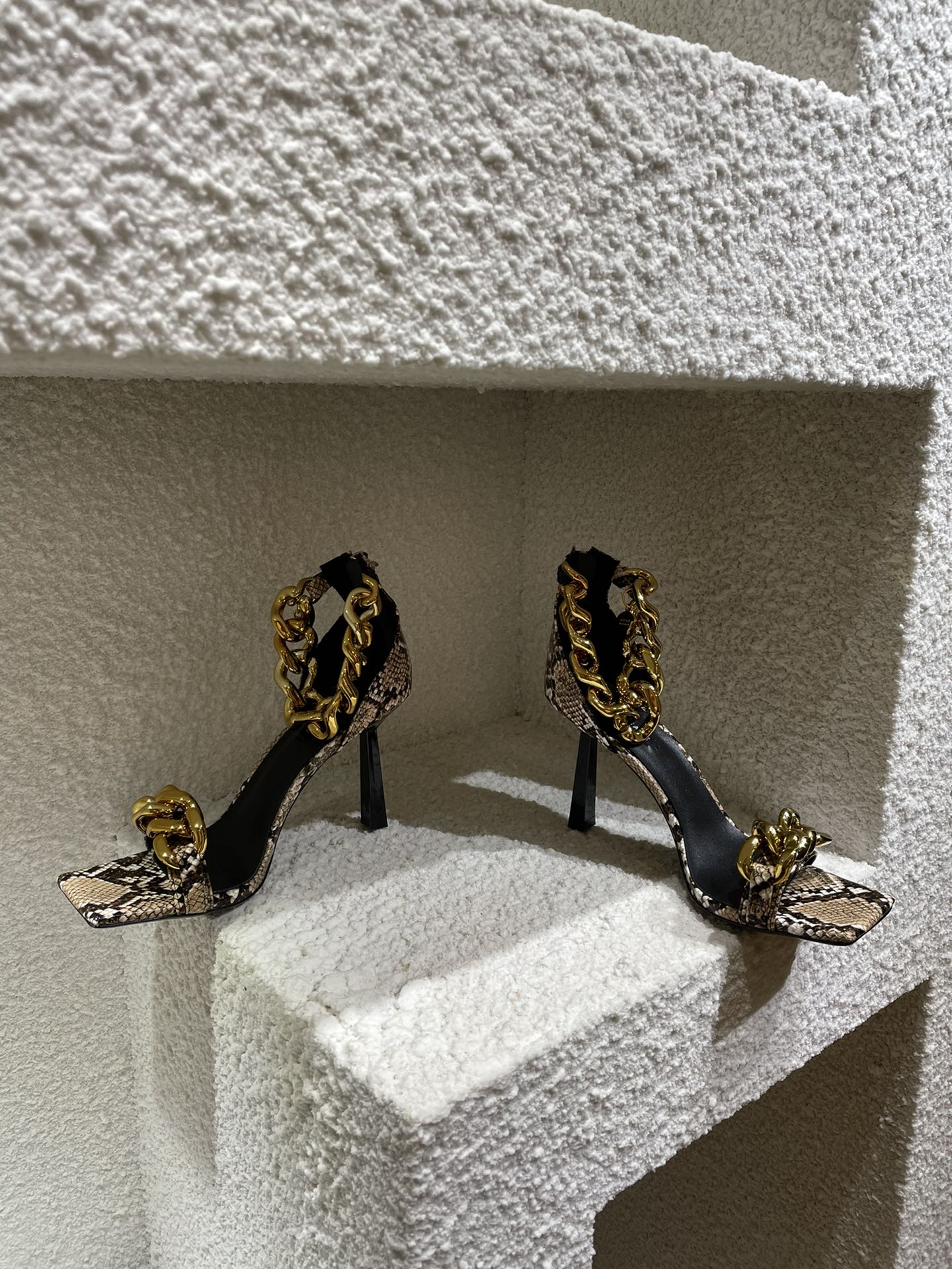 Versace Heels 02