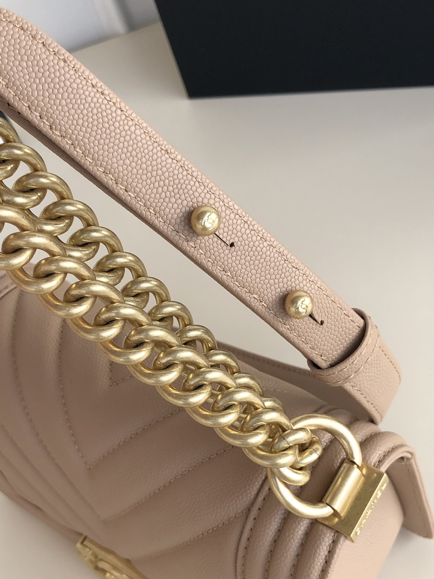 Ch**el Boy Bag Caviar 20cm