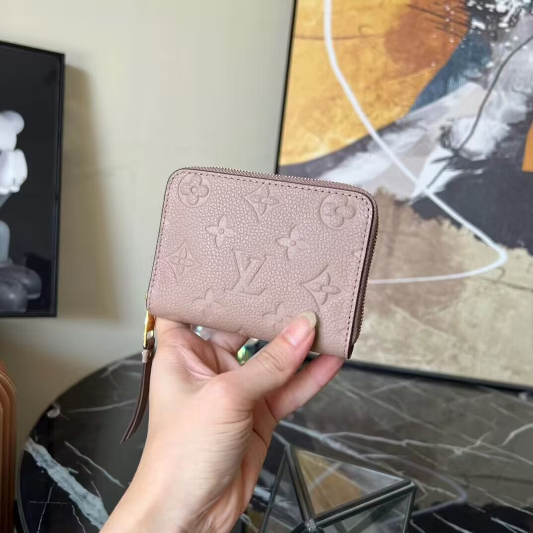 L0vis Vvtt0n Zipper Coin Wallet M68696