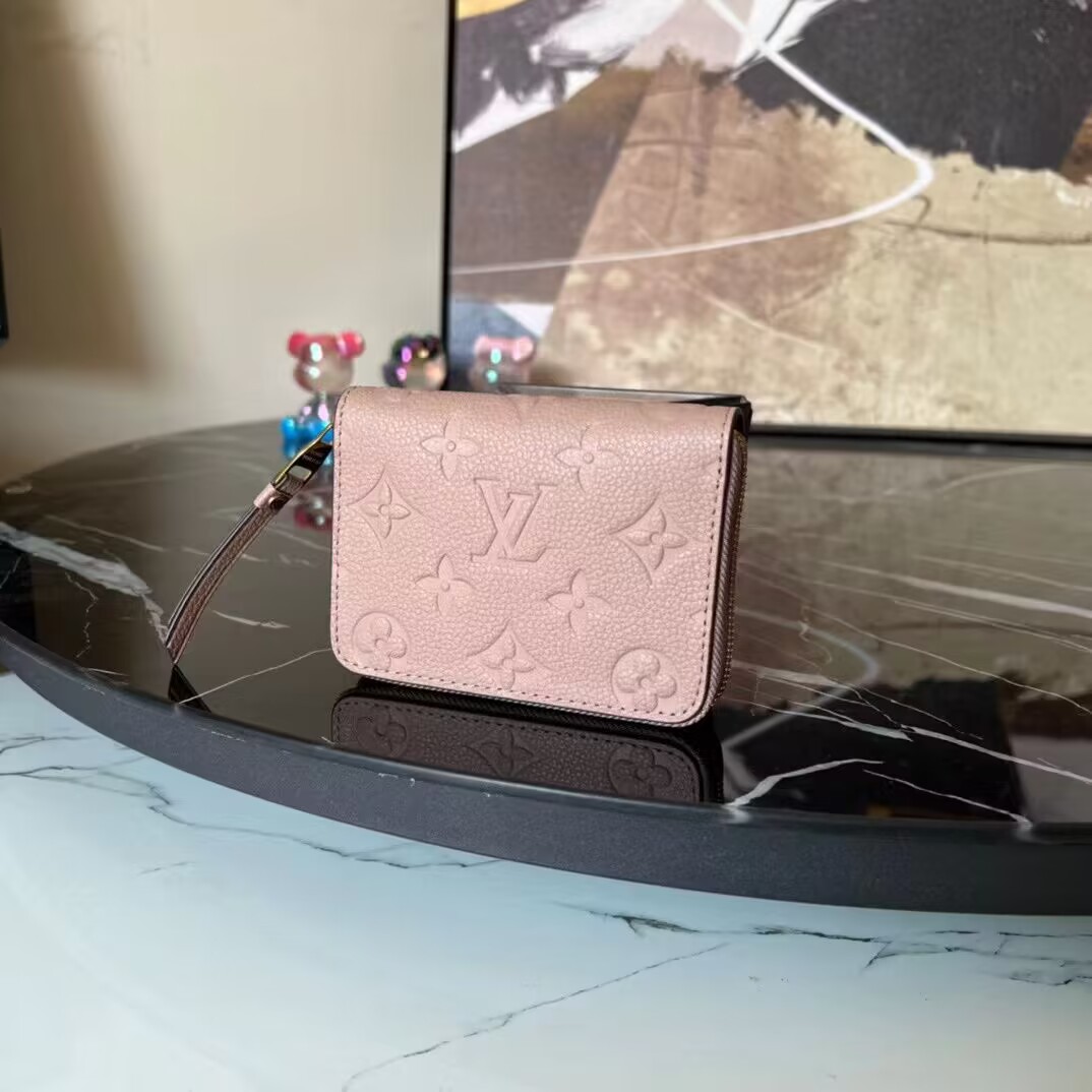L0vis Vvtt0n Zipper Coin Wallet M68696