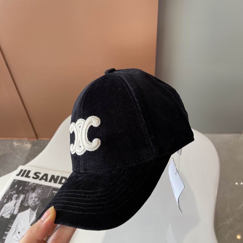 Ce1i*e Hat