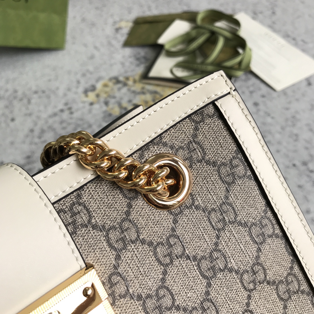 Gvc*1 Padlock Small Berry Tote Bag 498156