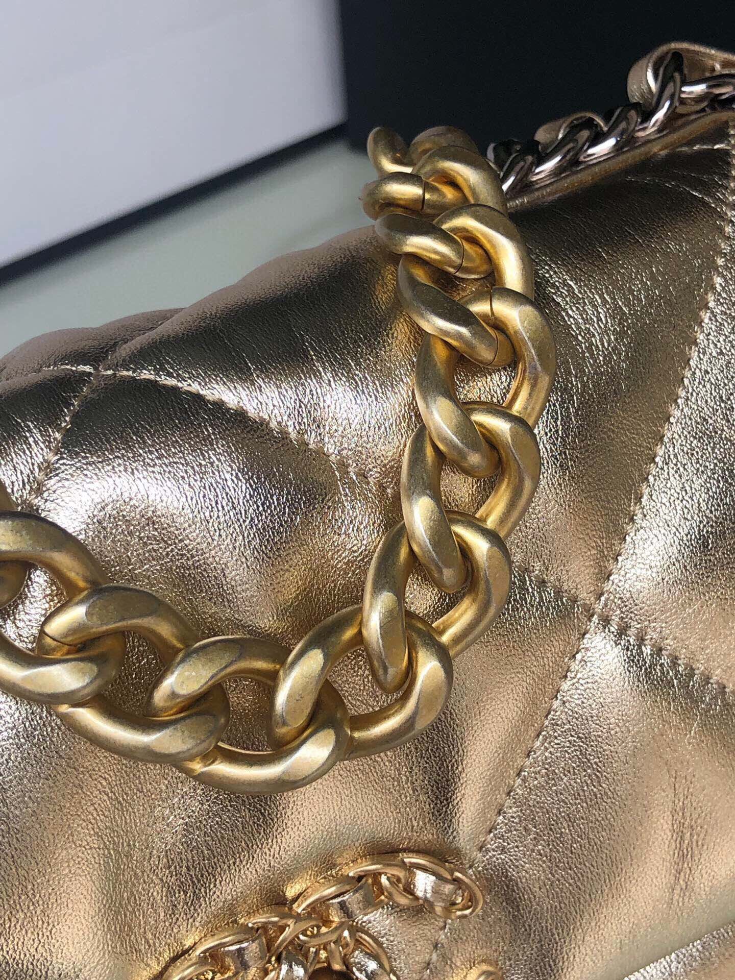 Ch**el 19 Bag 26cm Gold