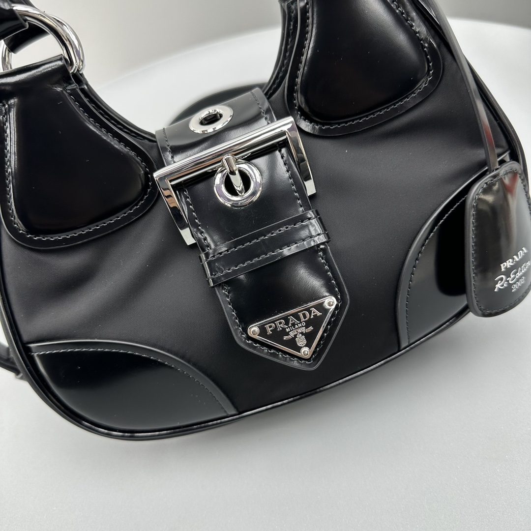 Pra*a Moon Hand Bag Black