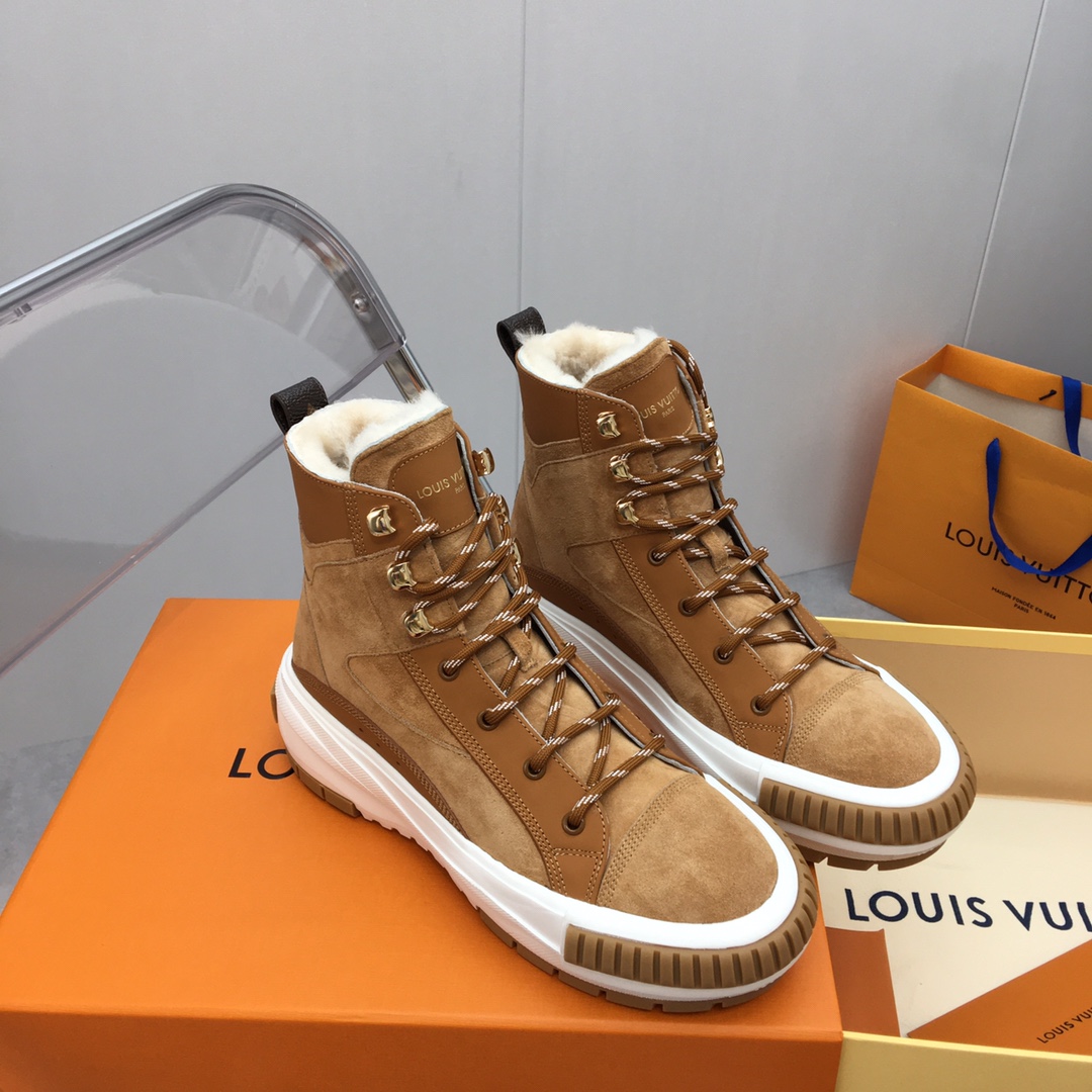 L0vis Vvtt0n High-Top Sneakers