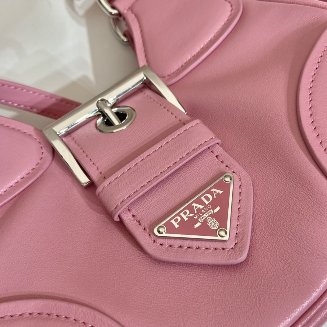 Pra*a Moon Hand Bag Pink