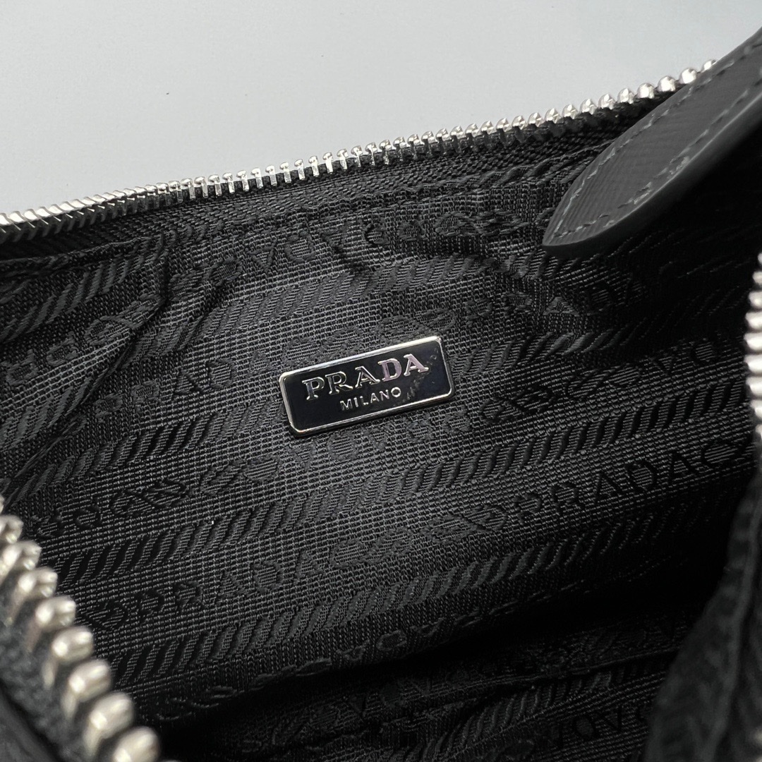 Pra*a Nylon Hobo Bag Black