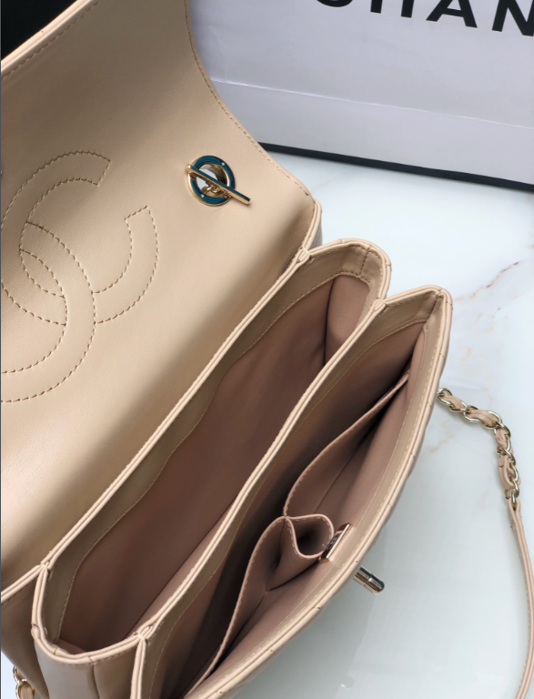Ch**el Trendy CC Handbag 92236