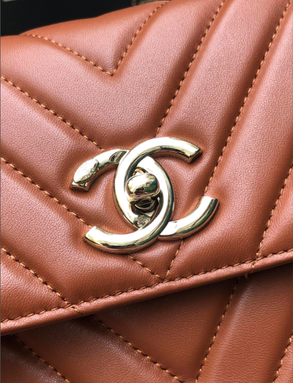 Ch**el Trendy CC Handbag 25cm 92236