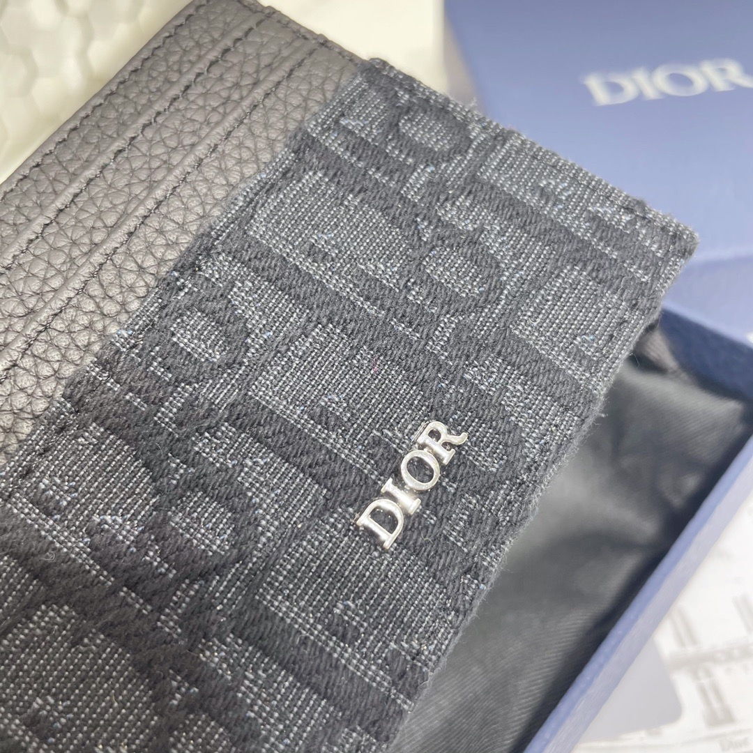 D10r Card Holder