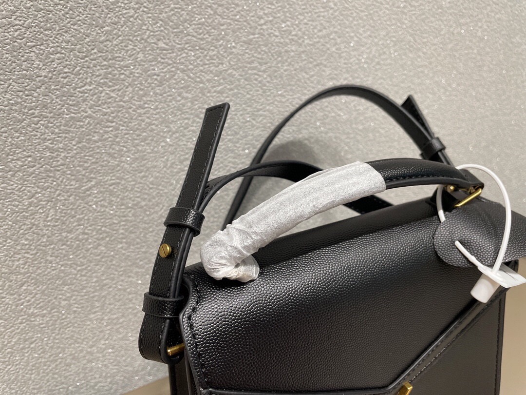 Y51 Cassandra Bag 20cm