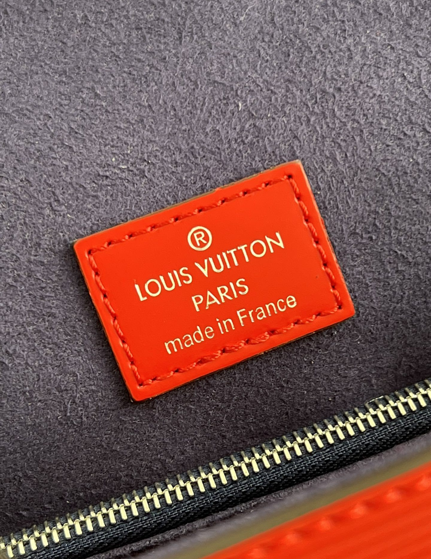 L0vis Vvtt0n Grenelle M53695 Red
