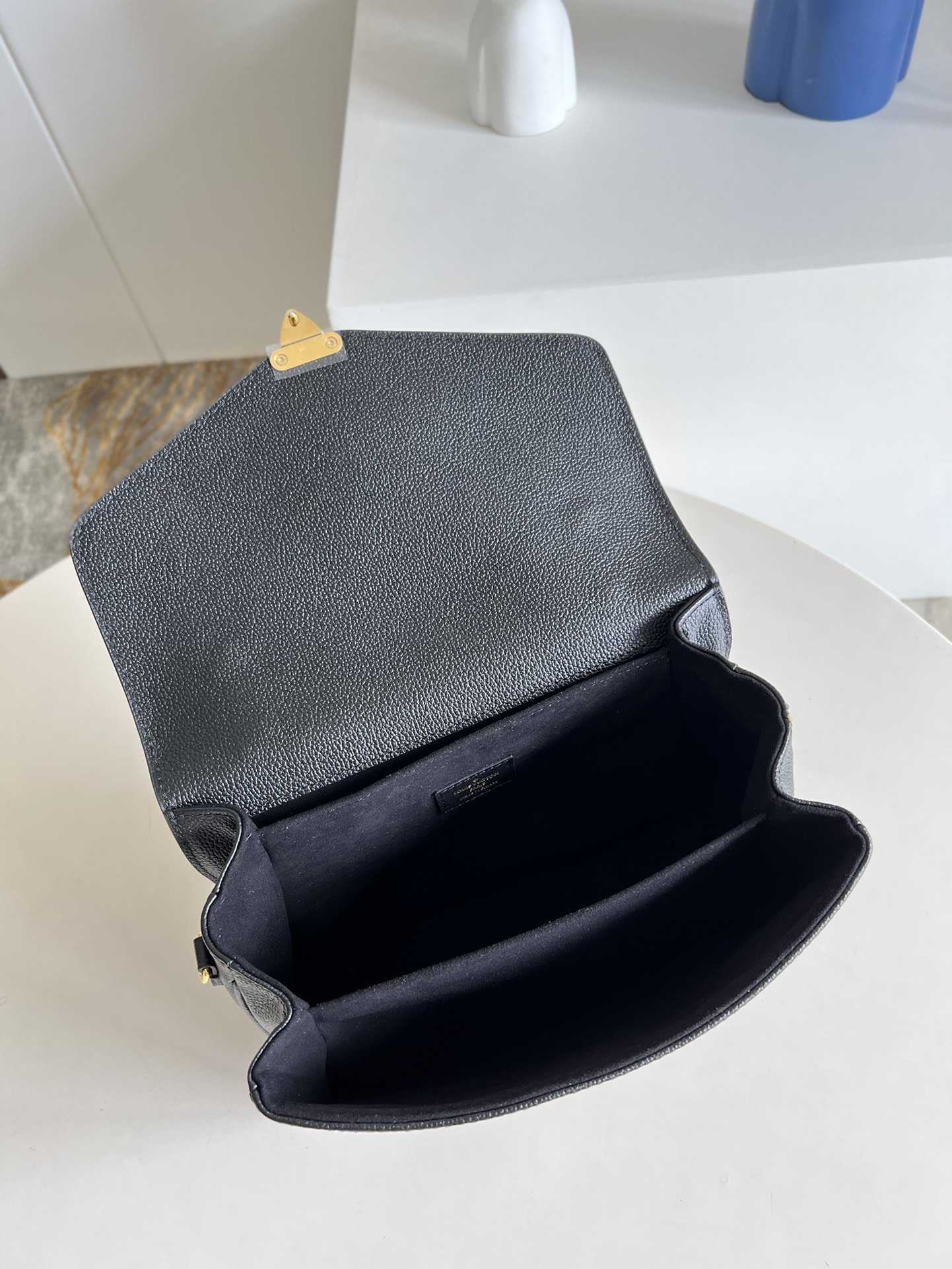L0vis Vvtt0n Pochette M46028 02