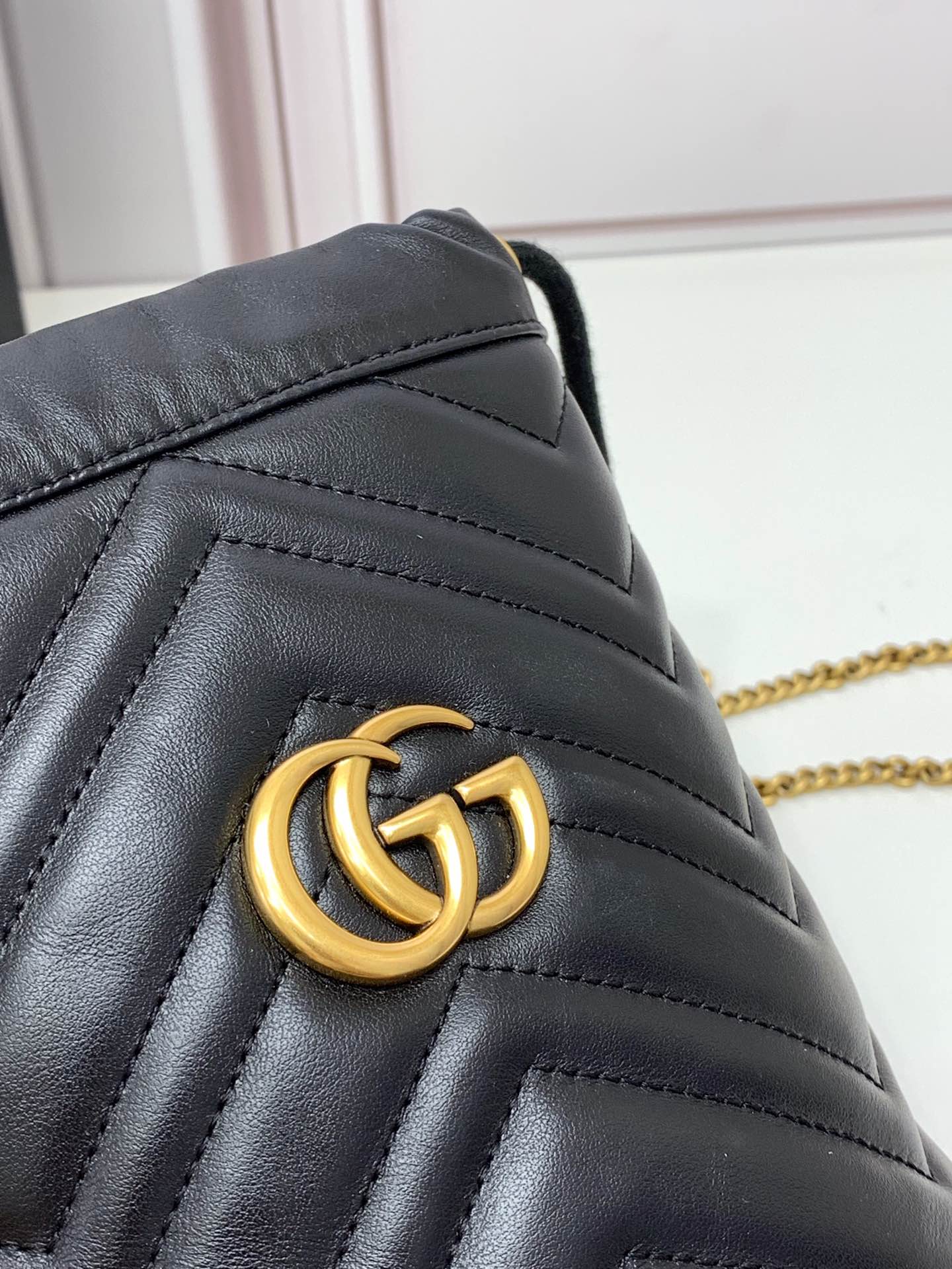 Gvc*1 Marmont Mini Bucket Bag
