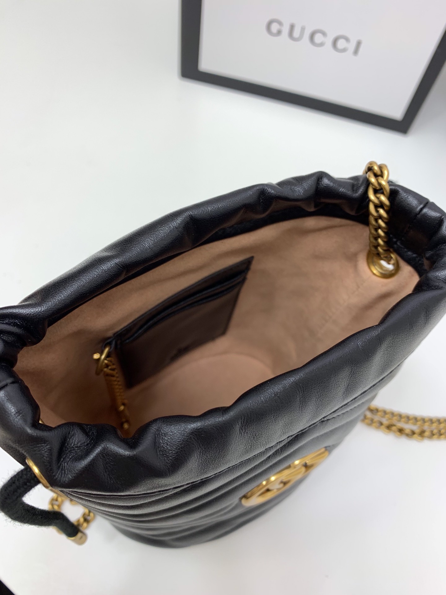 Gvc*1 Marmont Mini Bucket Bag