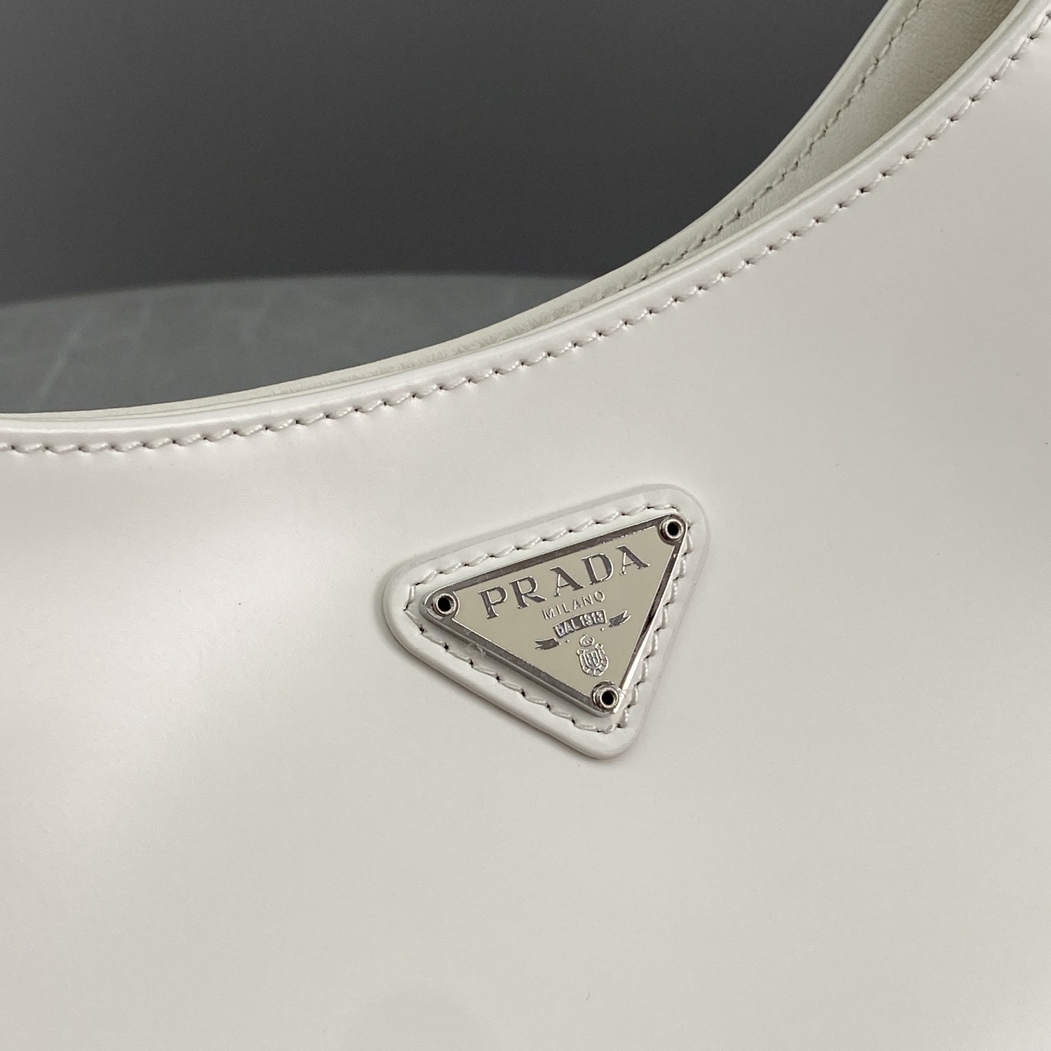 Pra*a Cleo Bag White