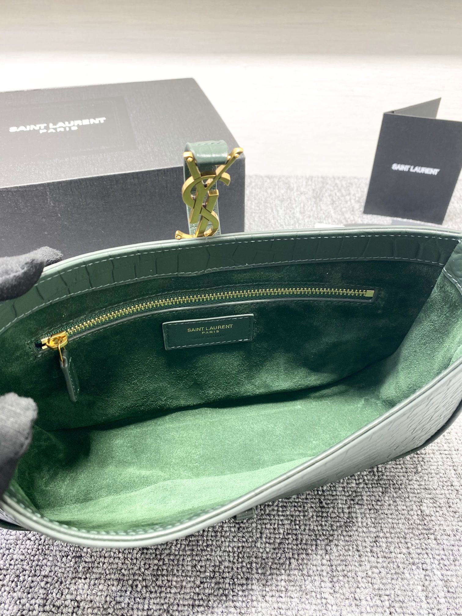 Y51 Hobo Bag