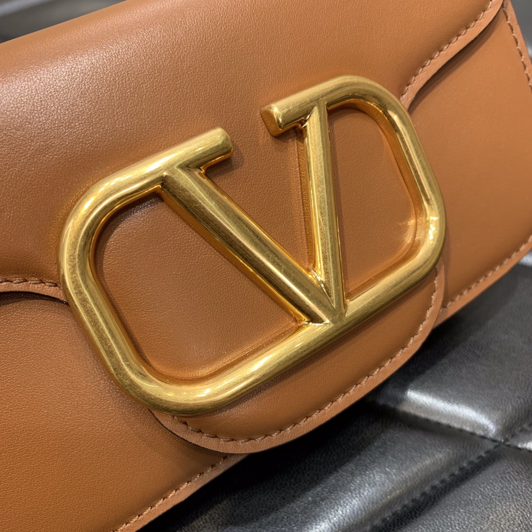 Va1e*ntin0 Mini Loco Brown 20cm