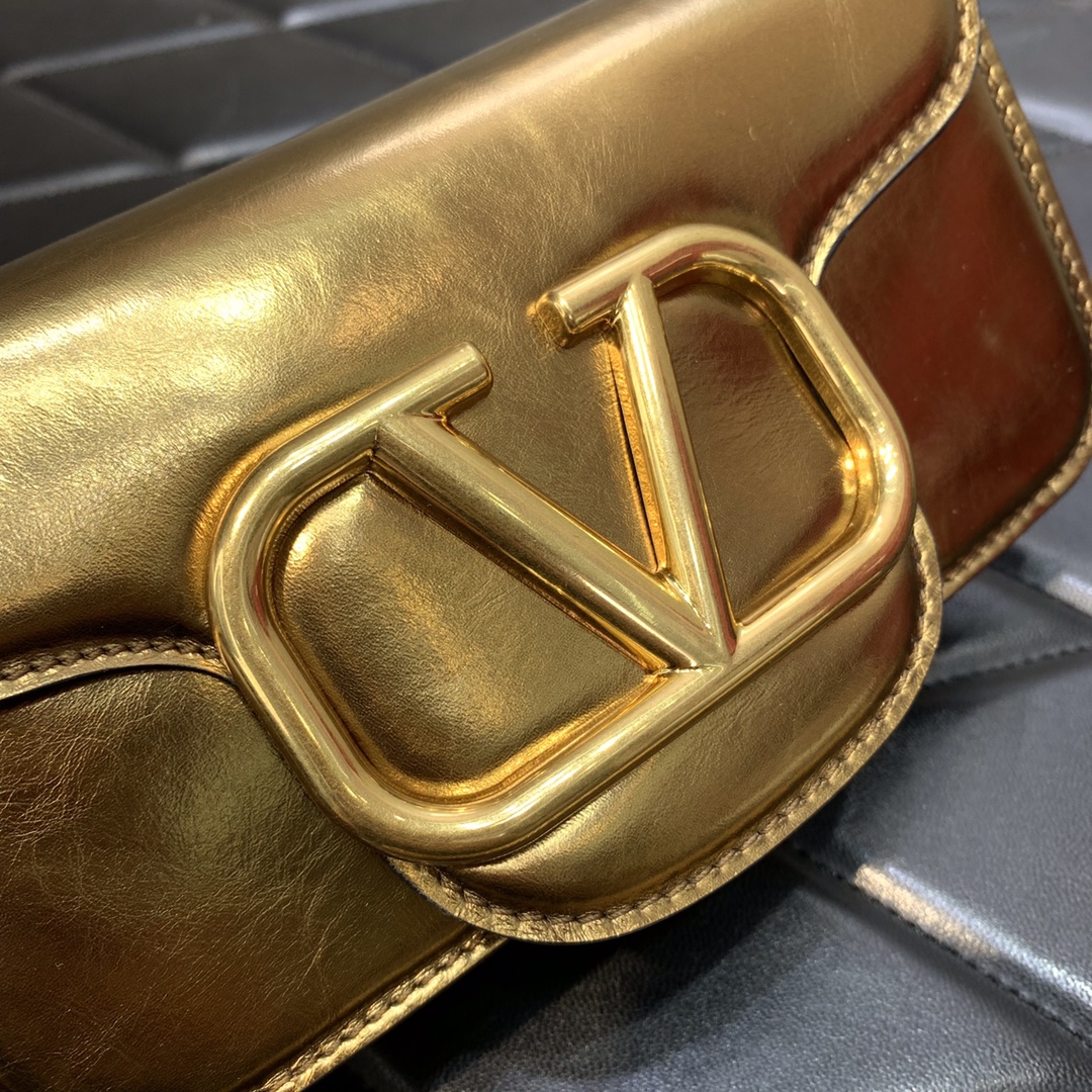 Va1e*ntin0 Mini Loco Gold 20cm
