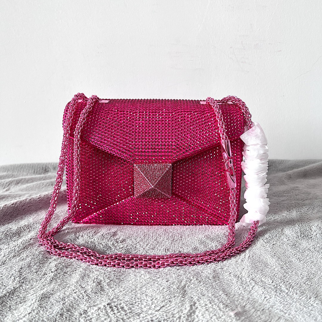 Va1e*ntin0 Onestud Crossbody Bag Pink