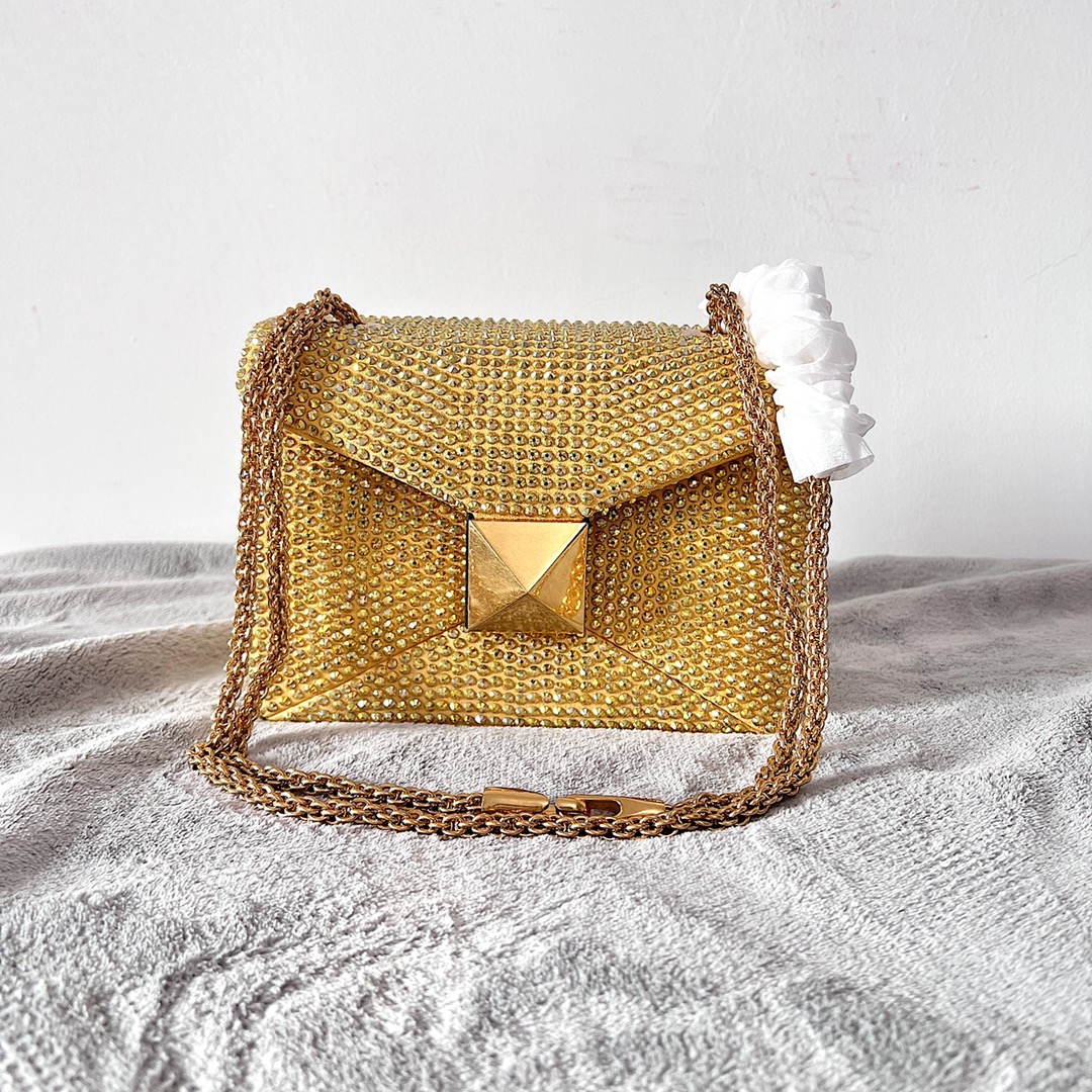 Va1e*ntin0 Onestud Crossbody Bag Yellow