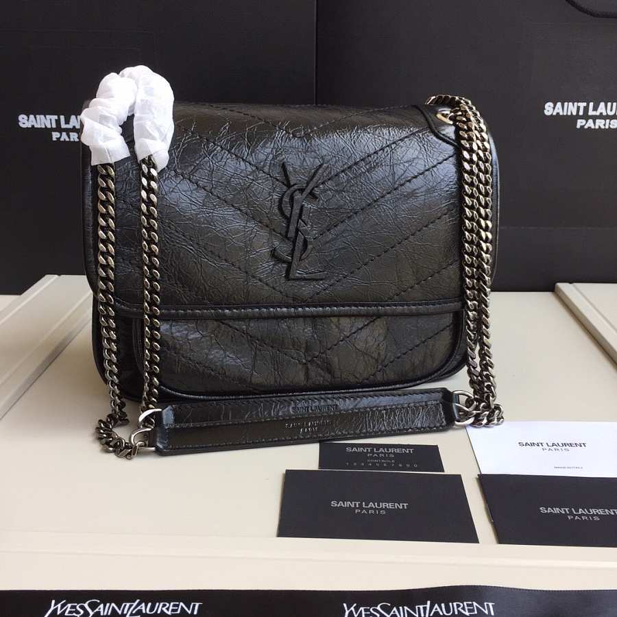 Y51 Monogram shoulder bag in Black