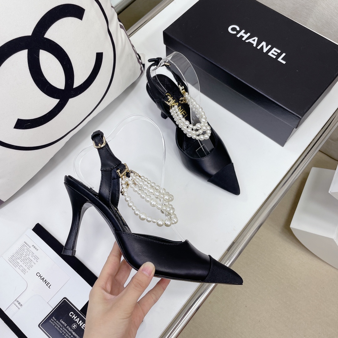 Ch**el Pearl Heels
