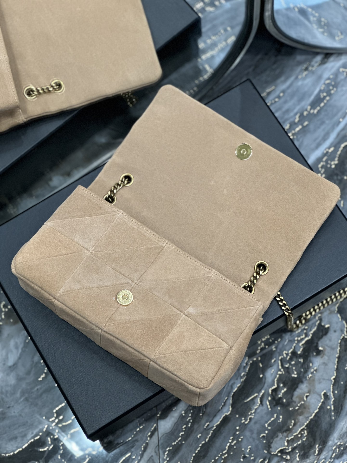 Y51 Jamie Shoulder Bag