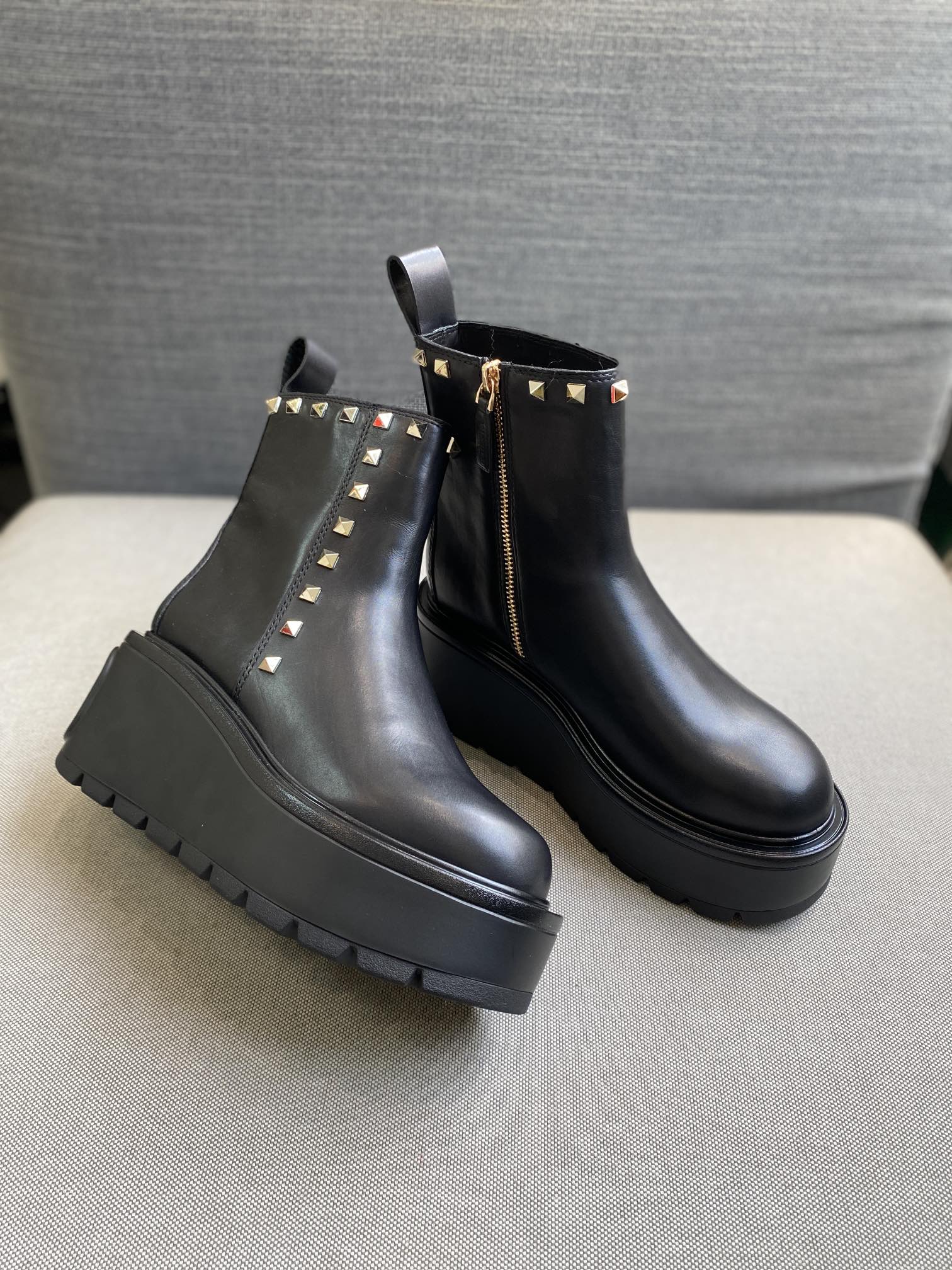 Va1e*ntin0 Boots 7.5cm