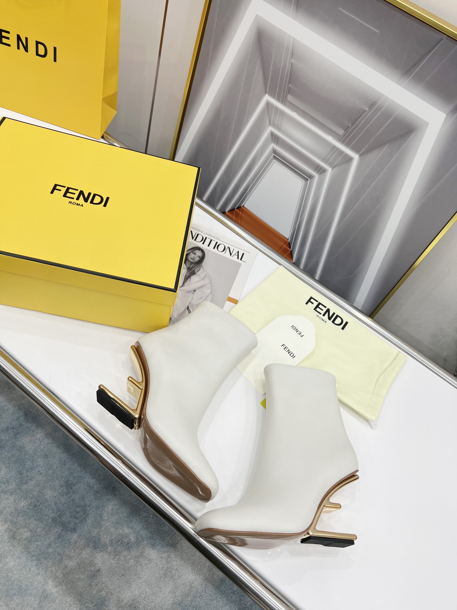 F**di Boots White