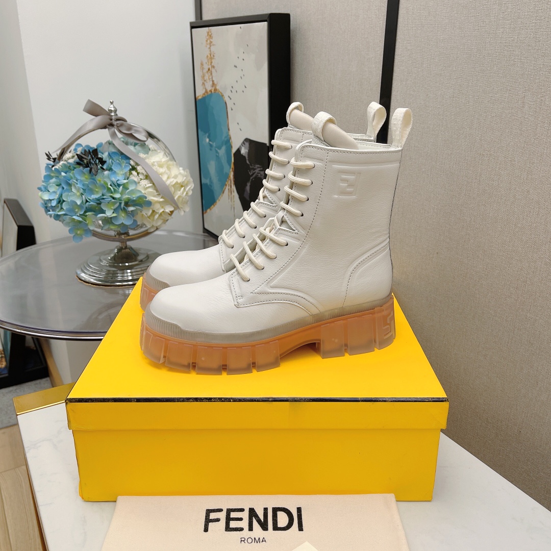 F**di Boots 5cm White