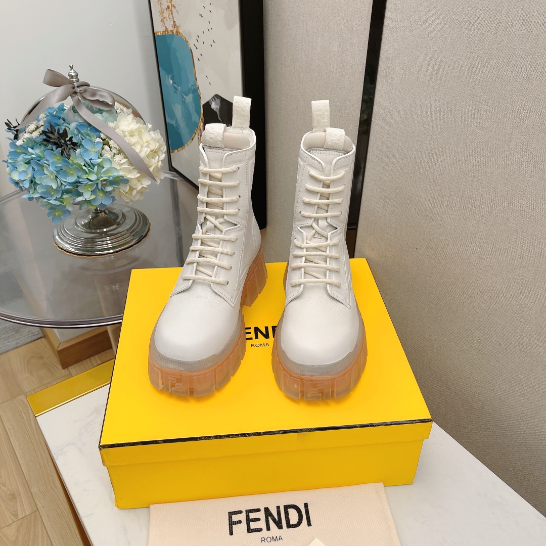 F**di Boots 5cm White