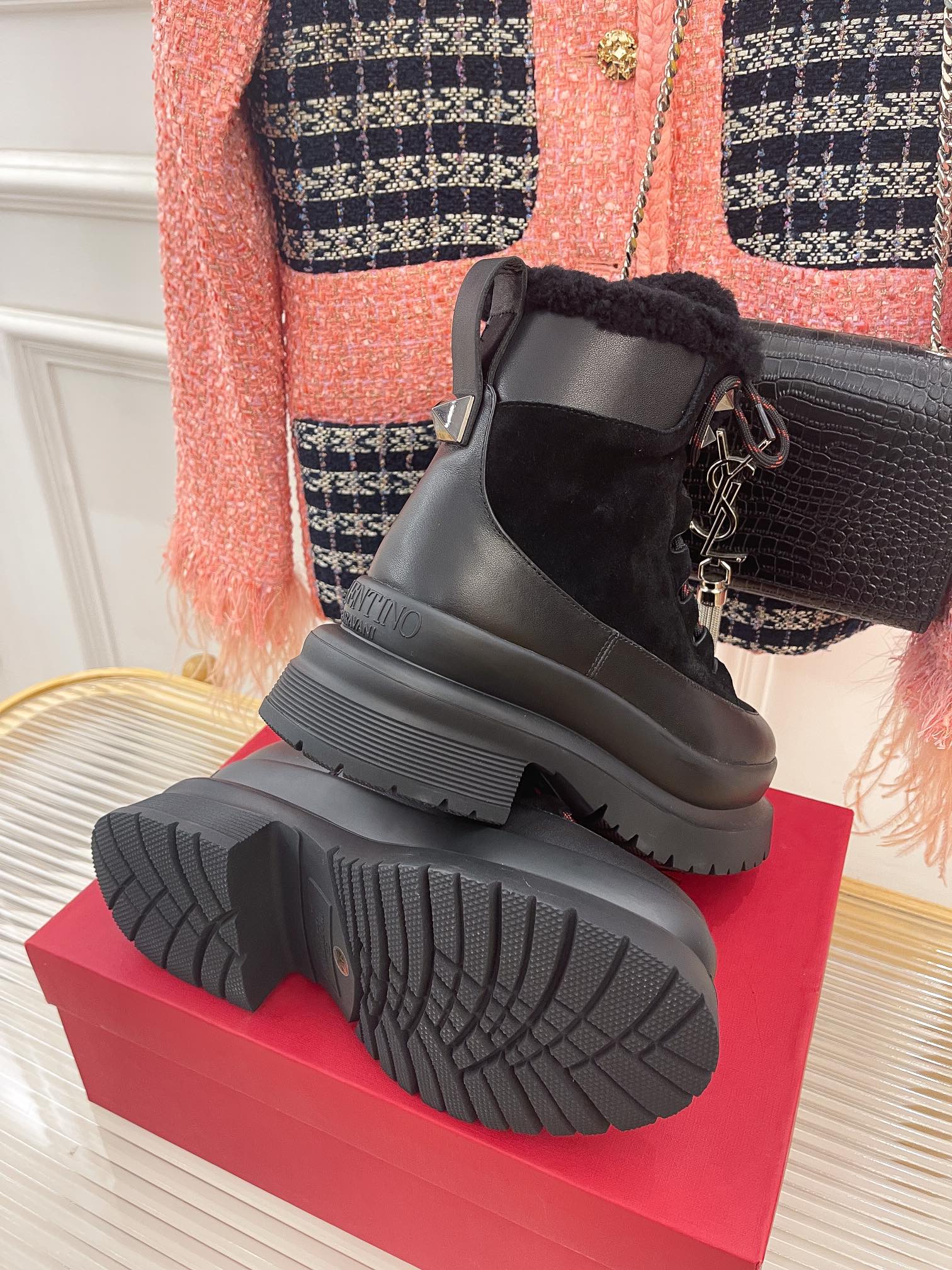Va1e*ntin0 Boots 5cm Black